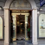 Amadeus Hotel