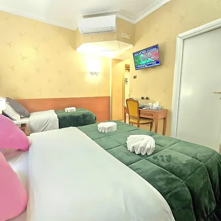Amadeus Hotel