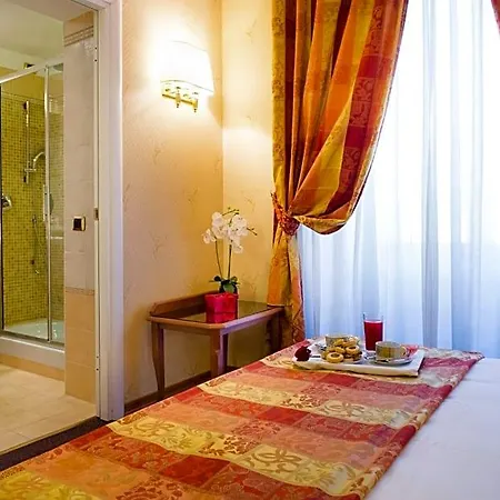 فندق Amadeus 3*