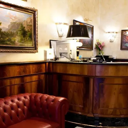 Amadeus Hotel