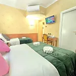 Amadeus Hotel