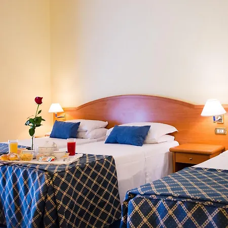 Amadeus 3* Rome